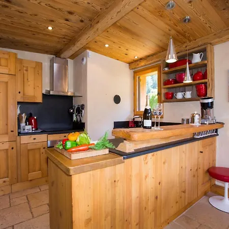 Les Chosalets Chalet Sleeps 8 Domek alpejski Chamonix