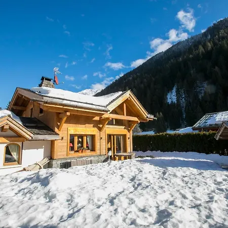 Domek alpejski Les Chosalets Chalet Sleeps 8 *