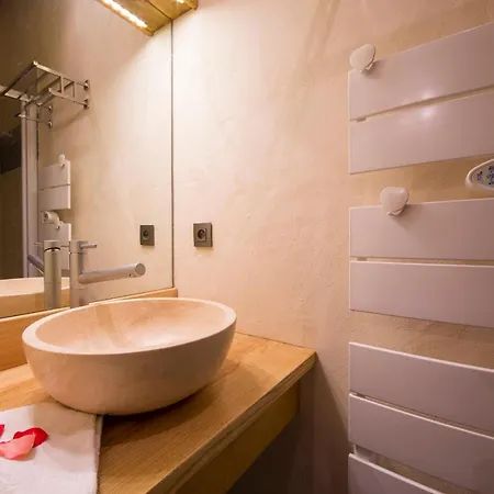 Domek alpejski Les Chosalets Chalet Sleeps 8